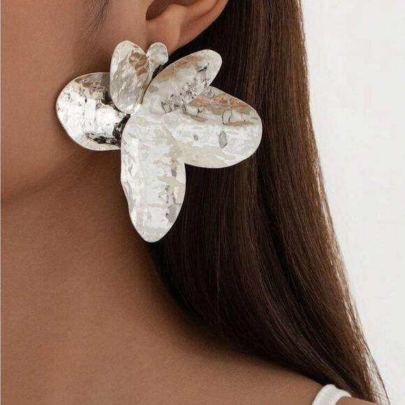 Zara Jewelry - Silver Hammered Petal Statement Earrings - Women Jewelry R340